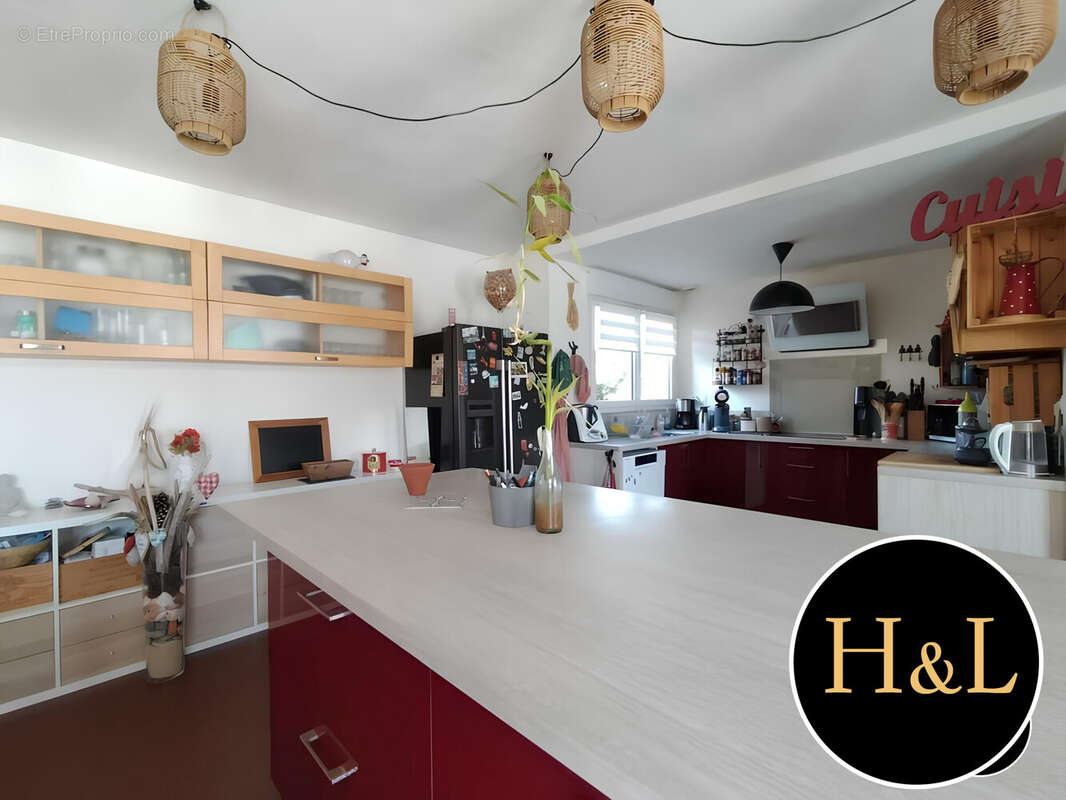 Maison à LE HAILLAN