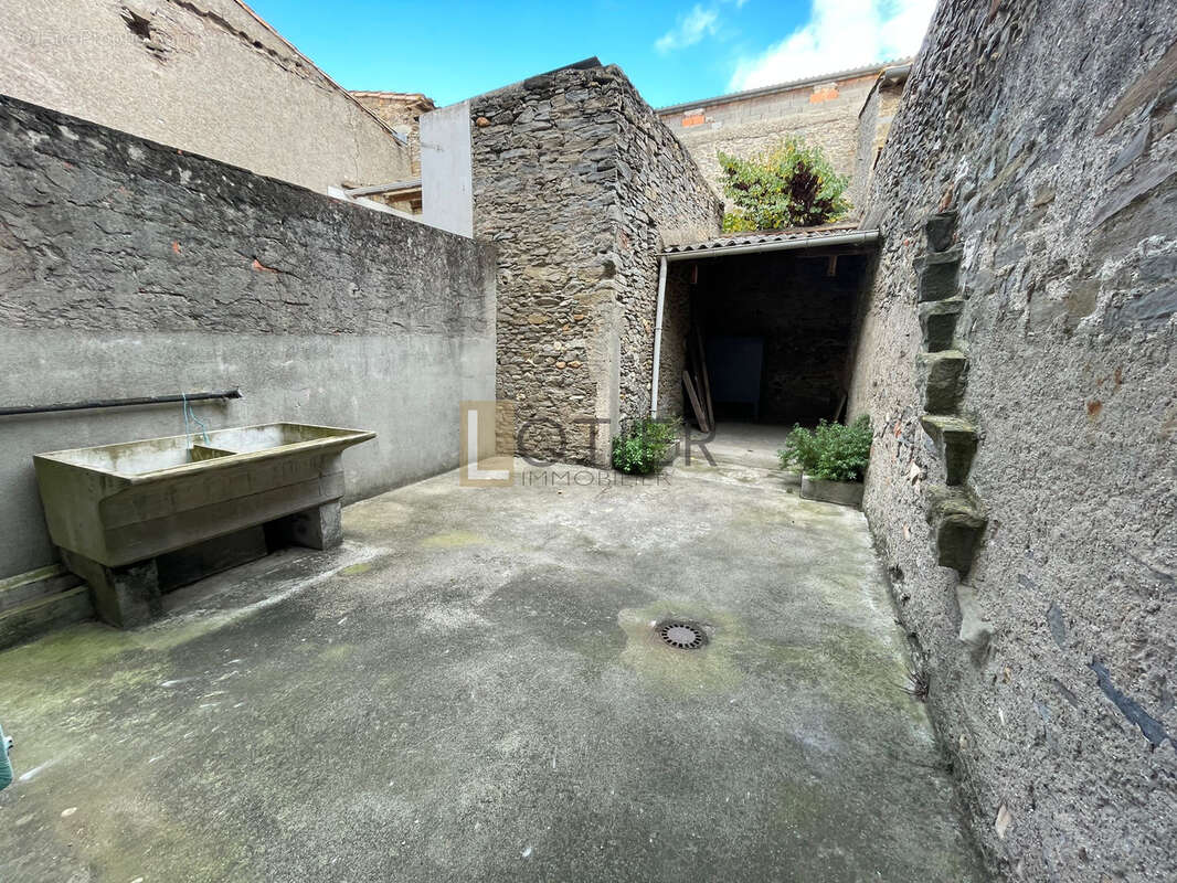 Maison à RIEUX-MINERVOIS