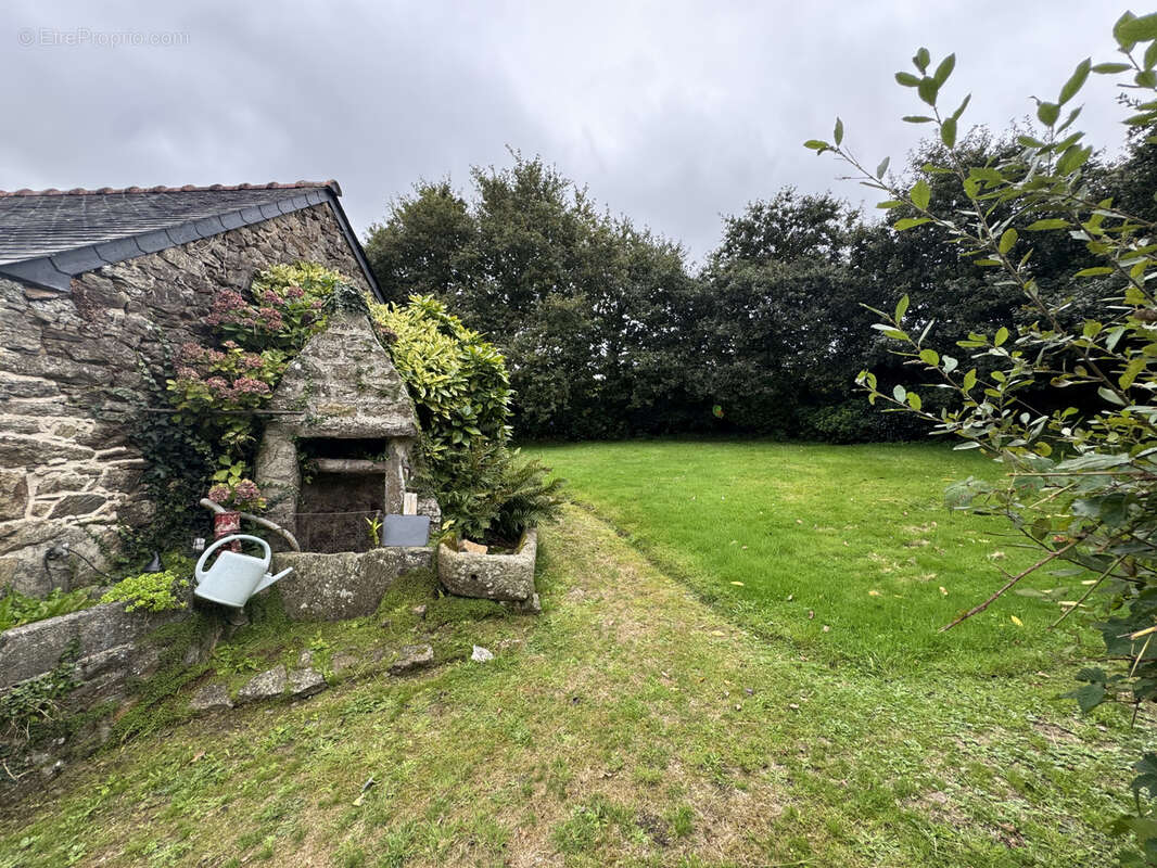 Maison à TREGARANTEC