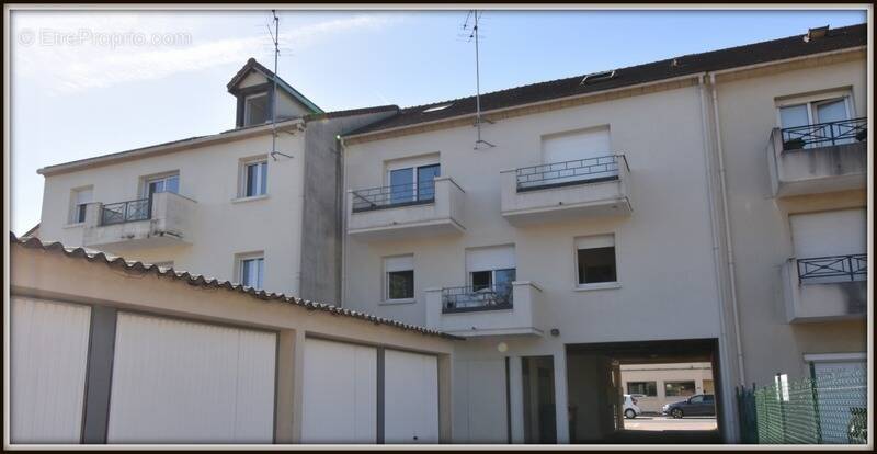 Appartement à SAINTE-GENEVIEVE-DES-BOIS