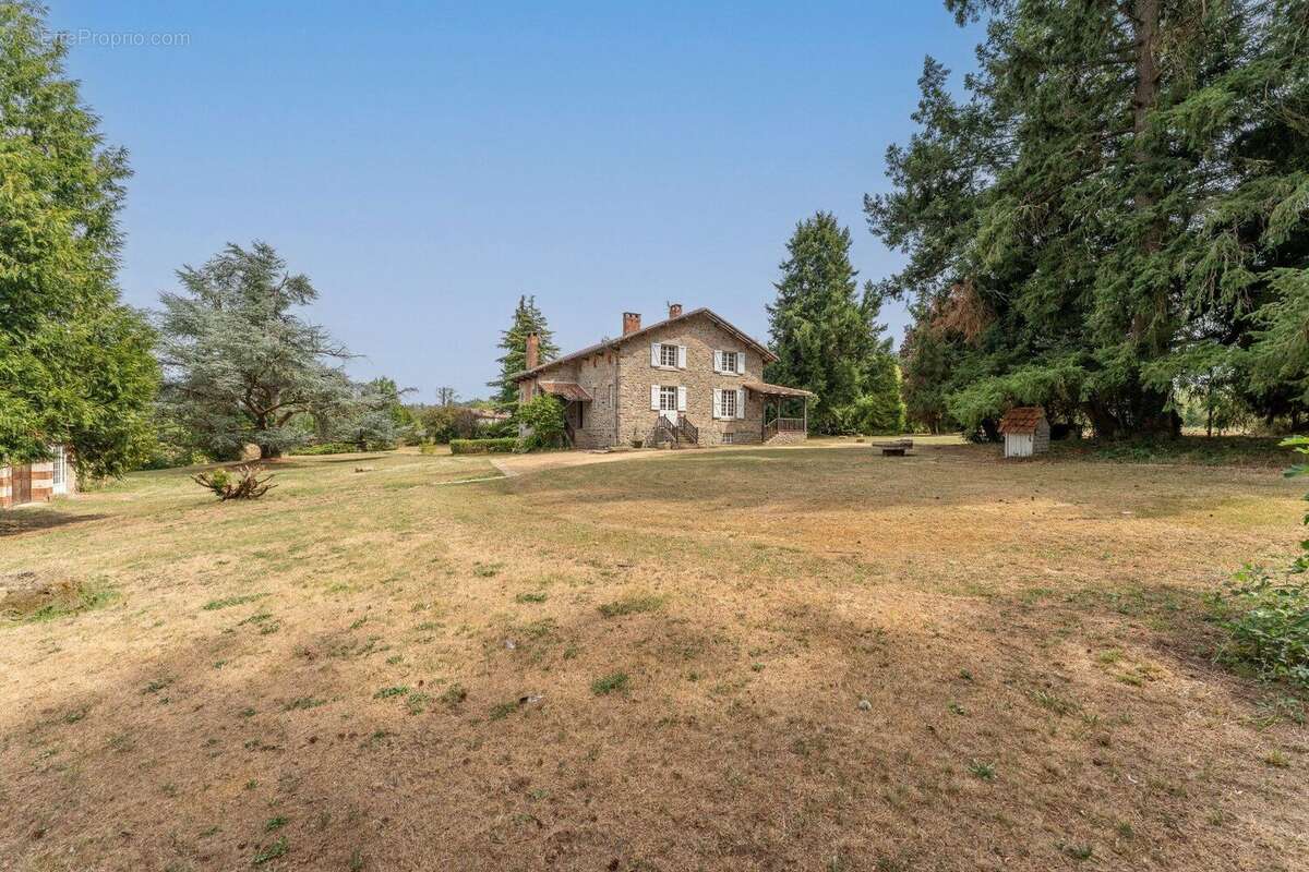 Maison à CHABANAIS