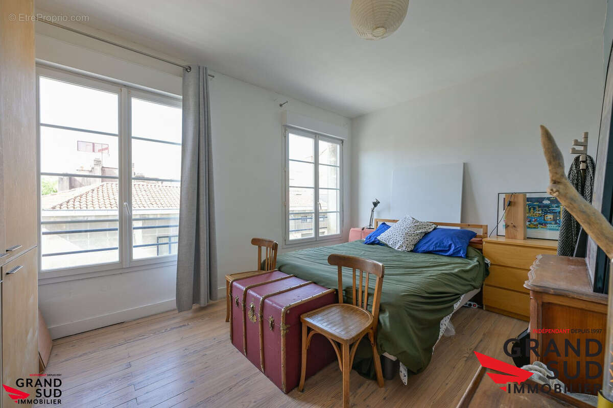 Appartement à BORDEAUX