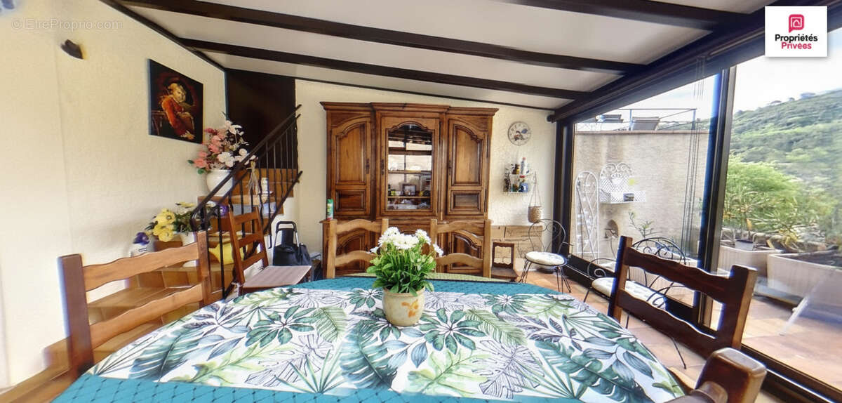 Maison à ESPARRON-DE-VERDON