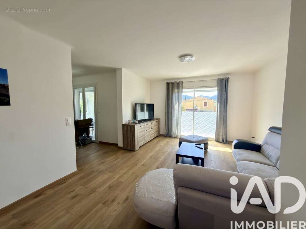 Appartement 88 m² à Aubagne  - photo 3