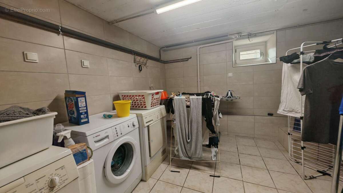 Maison 153 m² à Voiron  - photo 17
