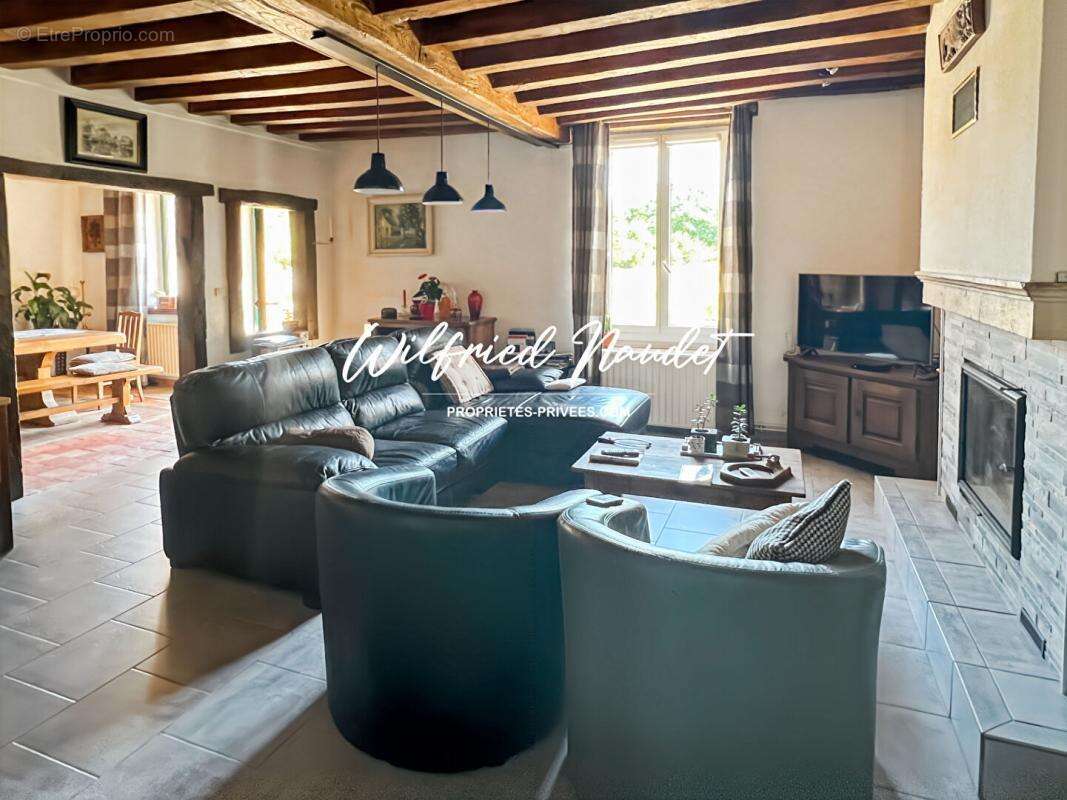 Maison à PARIGNE-L'EVEQUE