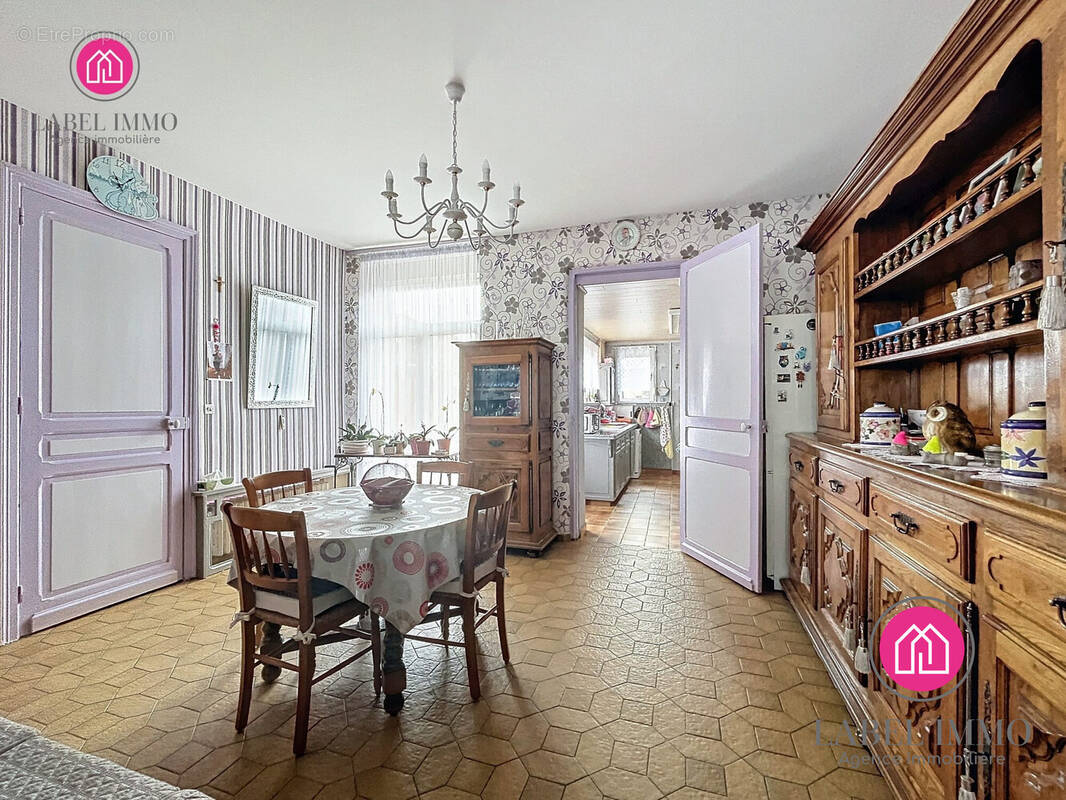 Maison à FRESNES-SUR-ESCAUT