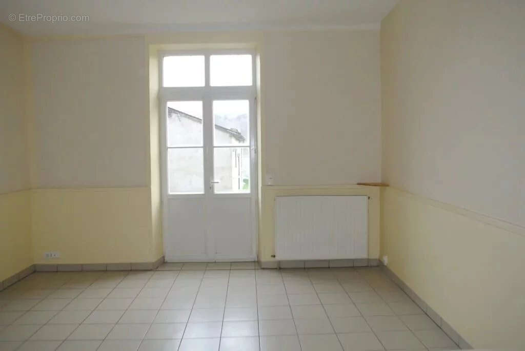 Maison à SAINT-GAULTIER