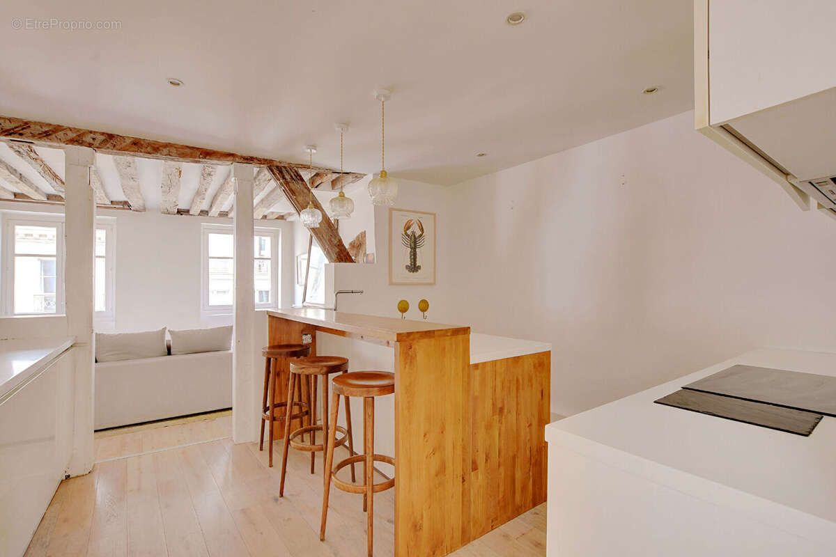 Appartement à PARIS-2E