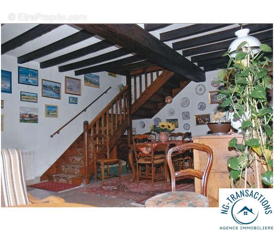 Maison à MERRY-SEC