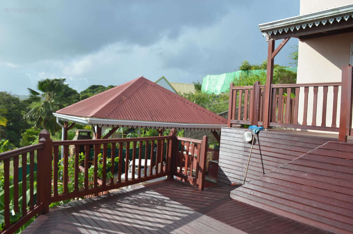 Maison à SAINTE-ANNE