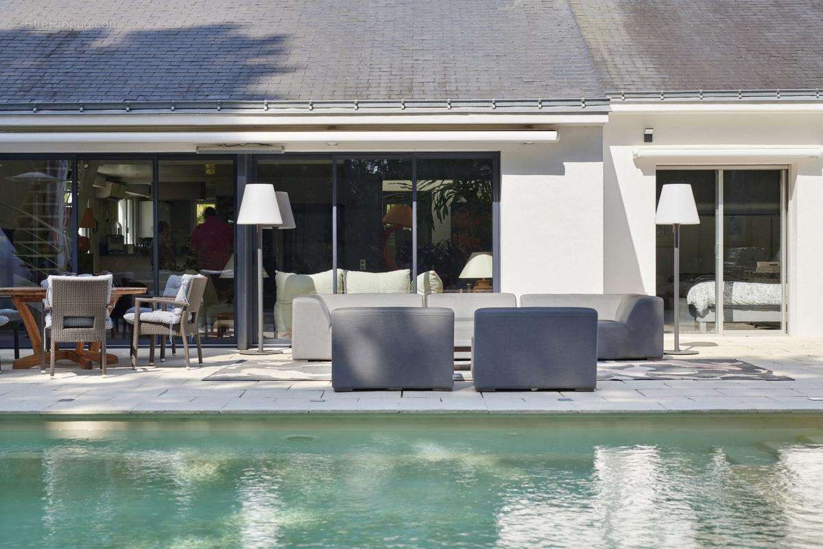Maison atypique, piscine, calme et lumière en coeur de ville - photo 4