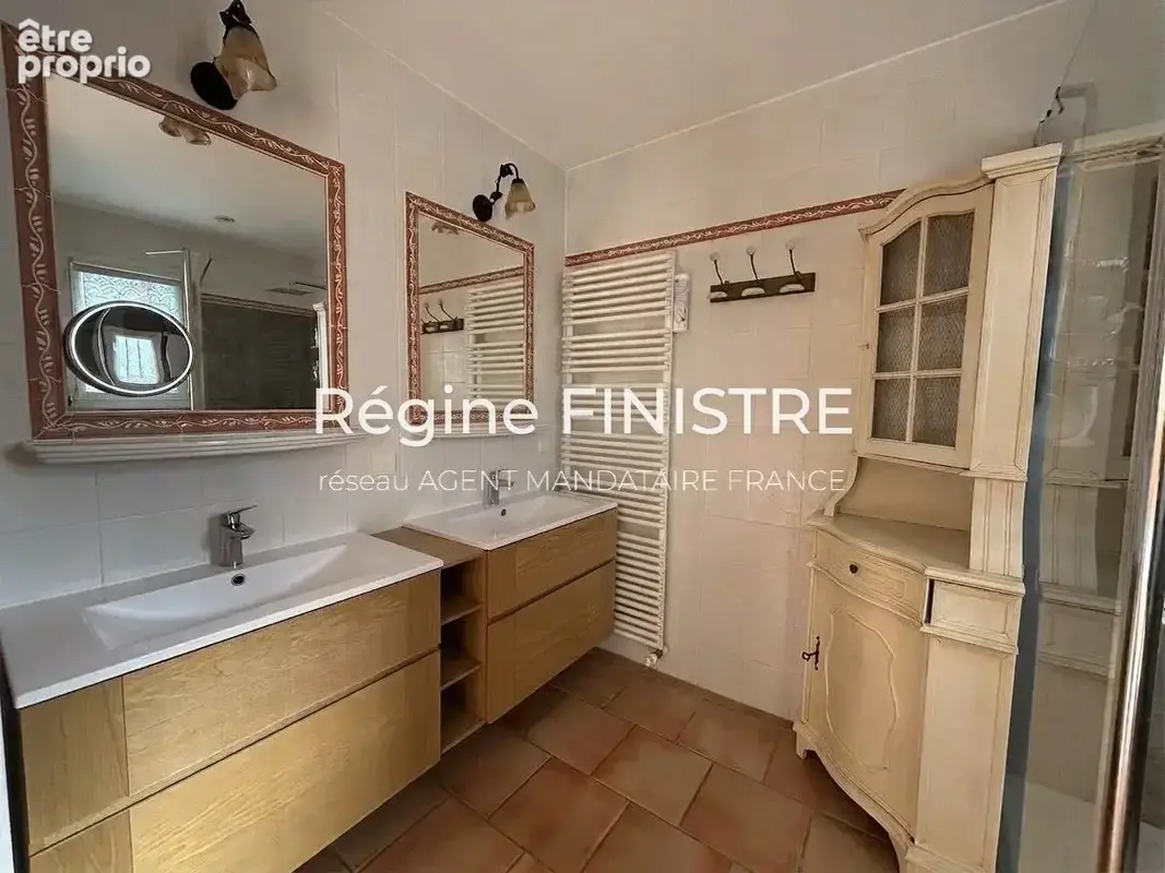 Les arcs-sur-argens bastide t5 - 179 m² - 4 chambres - piscine - double garage - boulodrome - 5 087 m² de terrain clos - photo 17