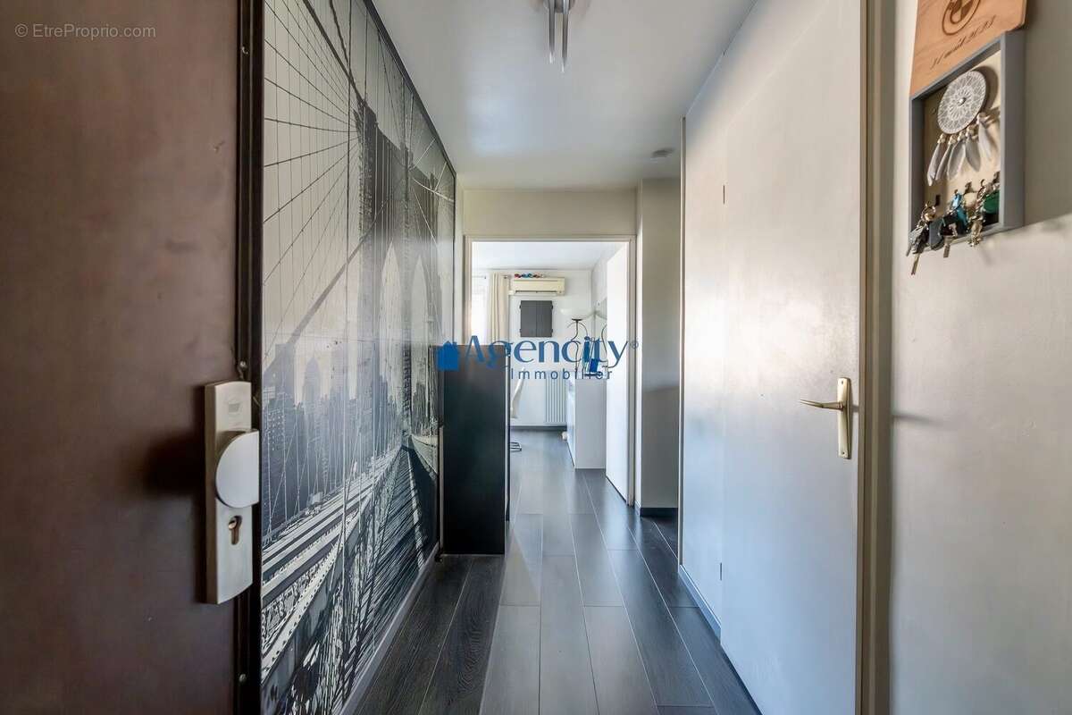 Appartement à TORCY