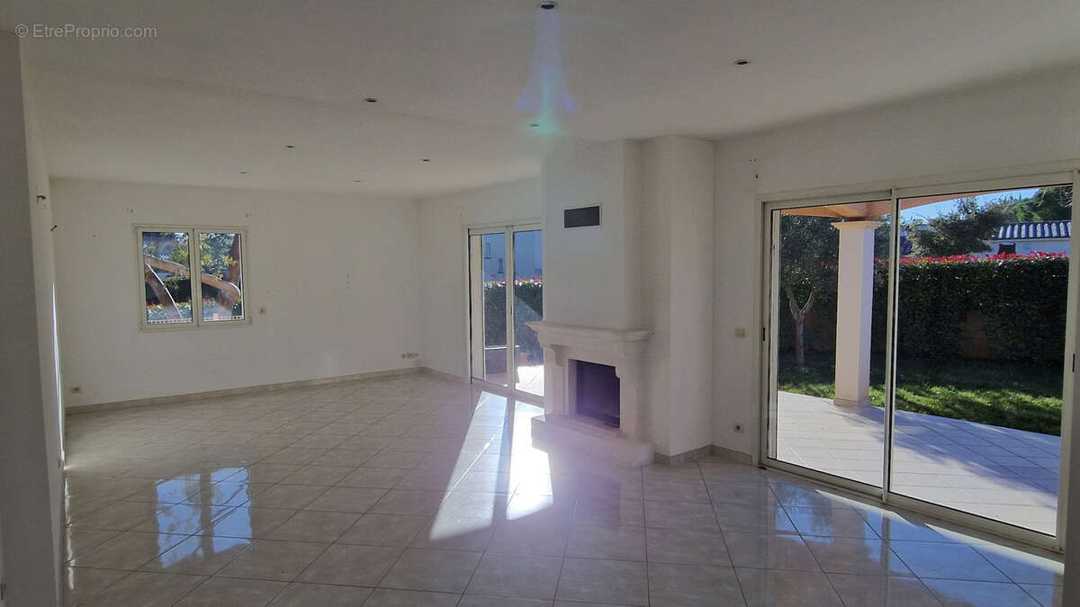 Maison à SAINT-GEORGES-D&#039;ORQUES