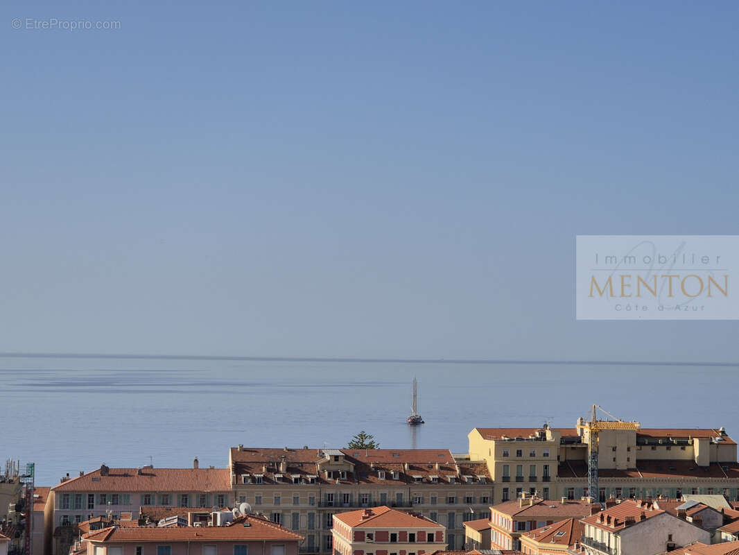 Appartement à MENTON