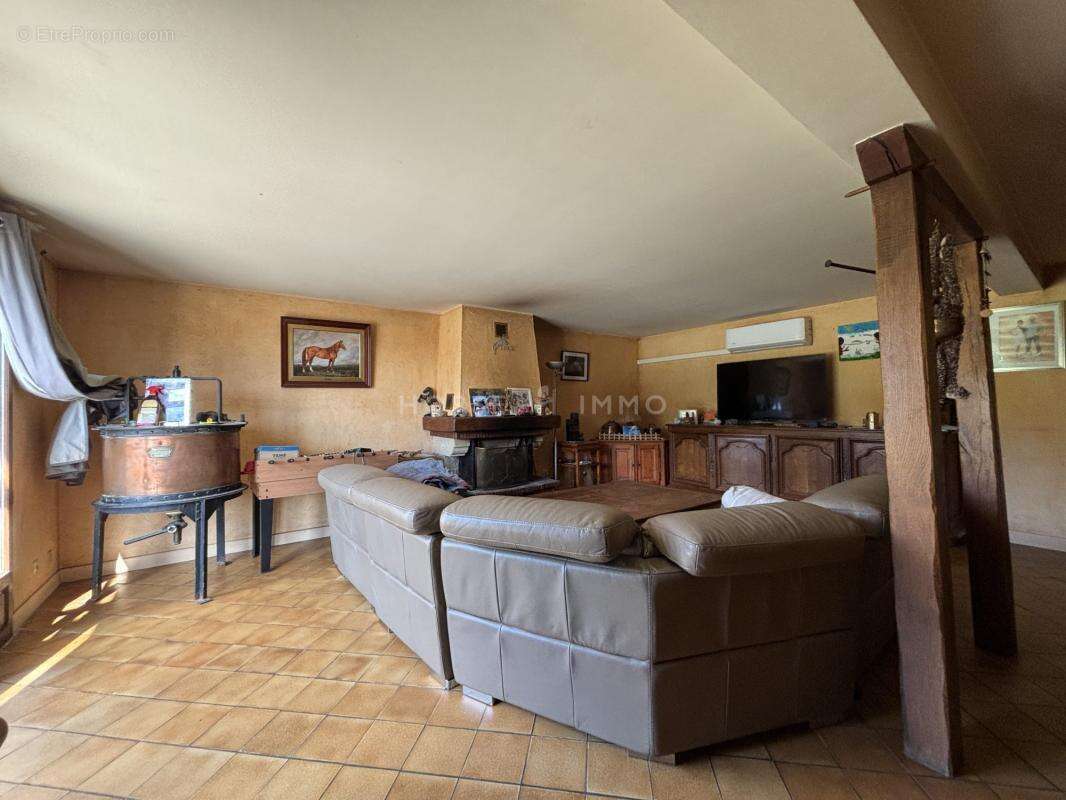 Maison à SAINT-GERMAIN-DE-LA-COUDRE