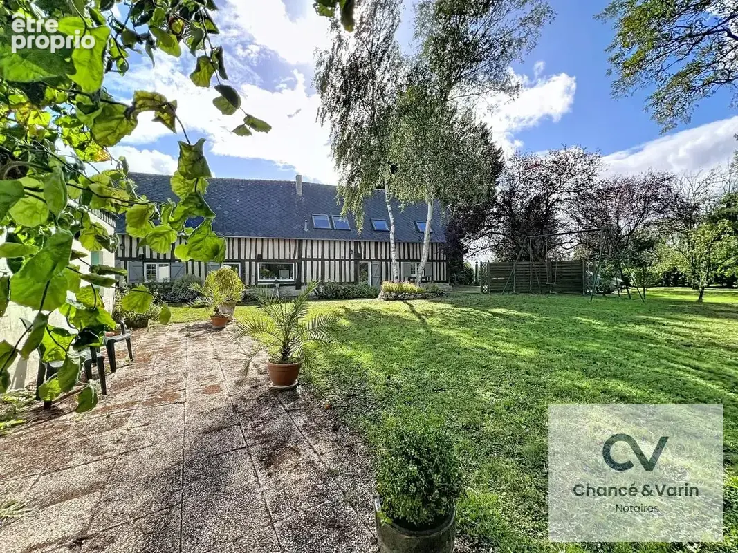 Maison à MEZIDON-CANON