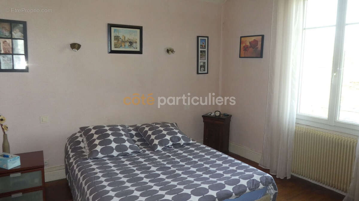 Maison à VILLEMANDEUR