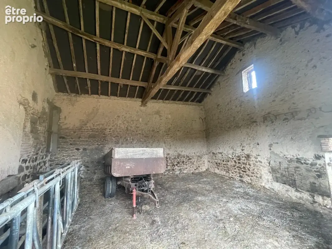 Maison mitoyenne st martin d'estreaux - 2 chambres - grange - photo 2