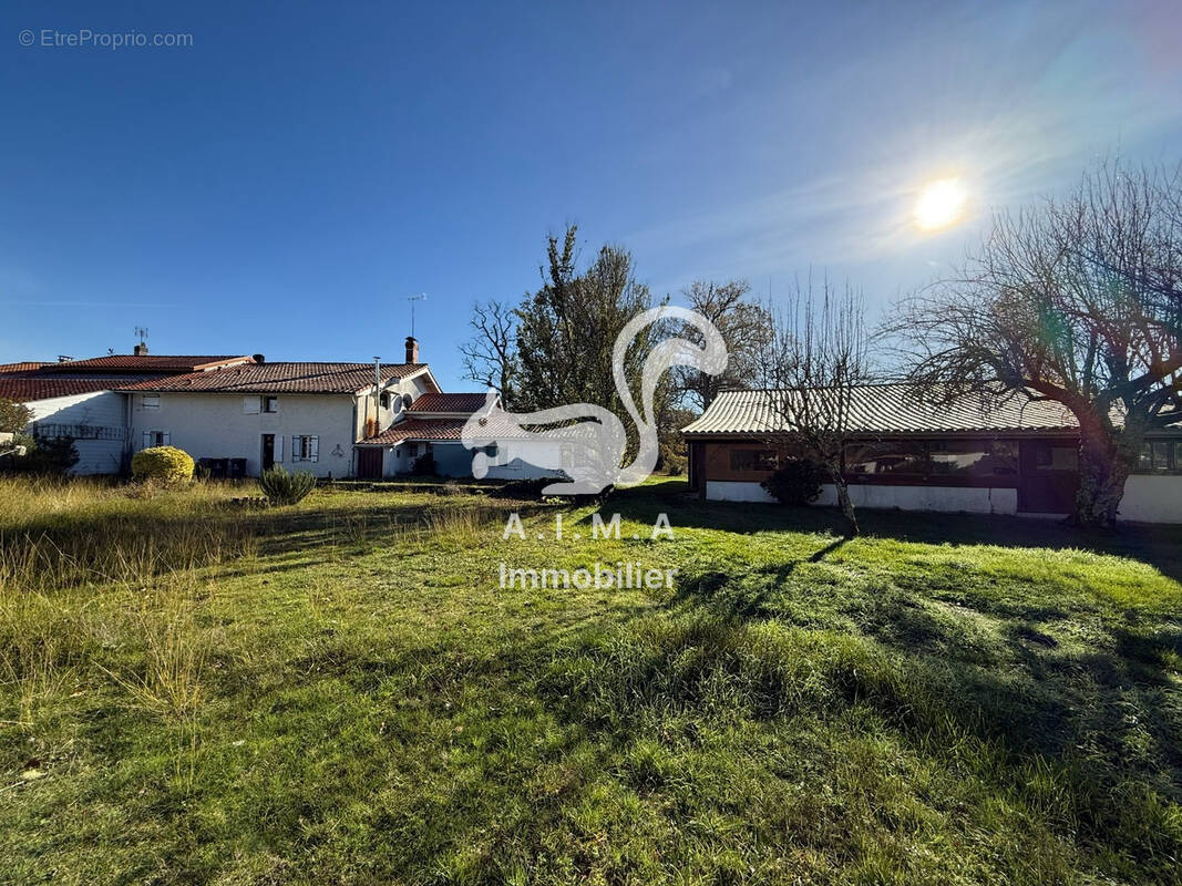 Maison à MIOS