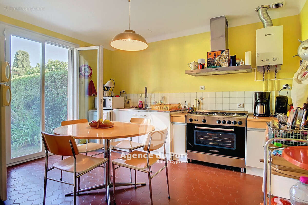 Maison à SAINT-CYPRIEN