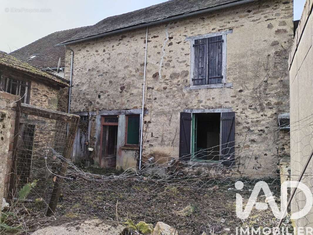Photo 9 - Maison à SAINT-GERMAIN-LES-BELLES