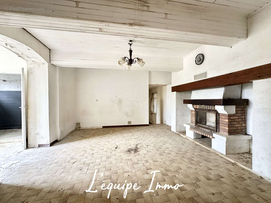 Maison à CADOURS