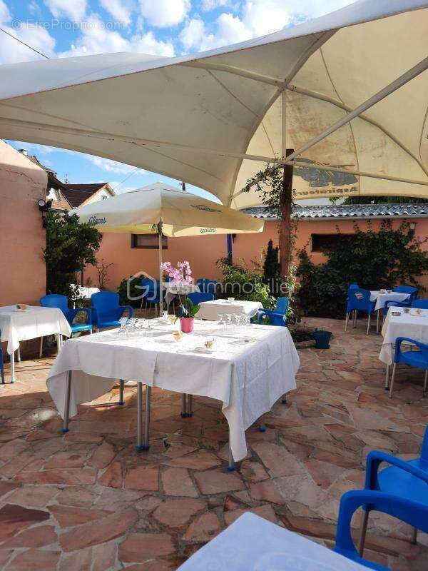 Commerce à SAVIGNY-SUR-ORGE