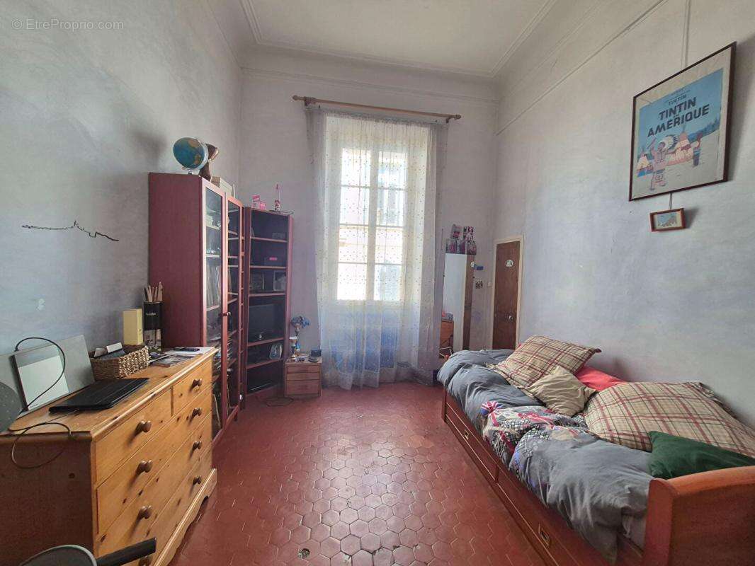 Appartement à MARSEILLE-6E
