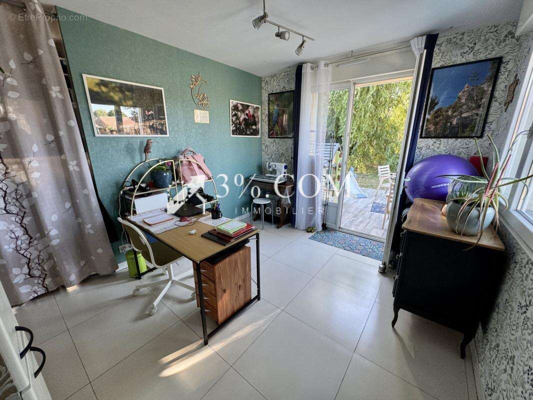 Plain-pied Annay 87 m2 -- Rare et très bien entretenu - photo 6