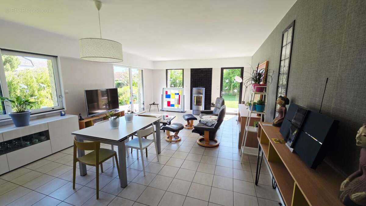 Maison à BEAURAINS