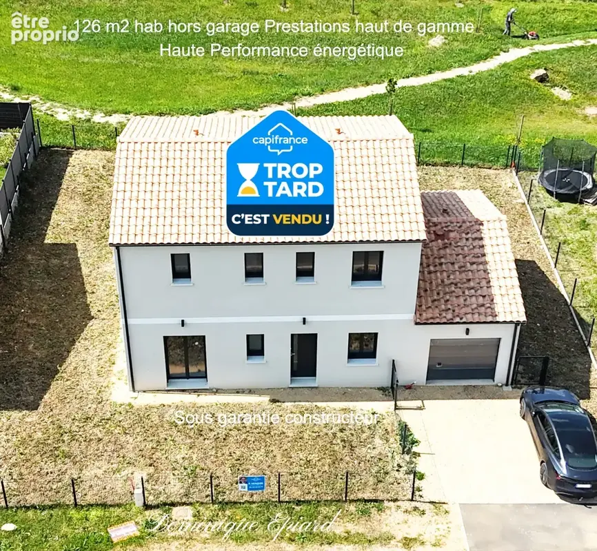 Maison à NOUAILLE-MAUPERTUIS