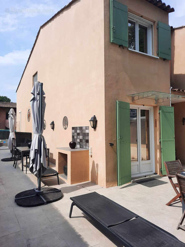 Maison à VILLENEUVE-LOUBET