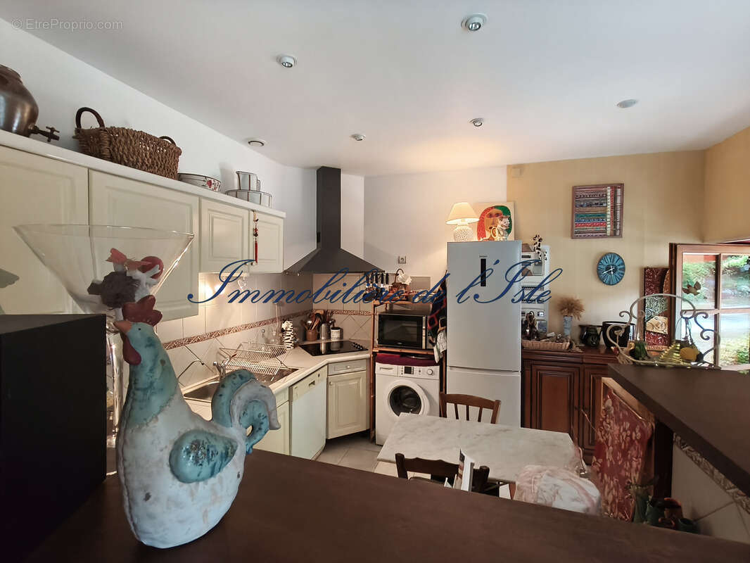 Campagne perigourdine, maison en pierre + gite sur 8000 m2 - photo 7