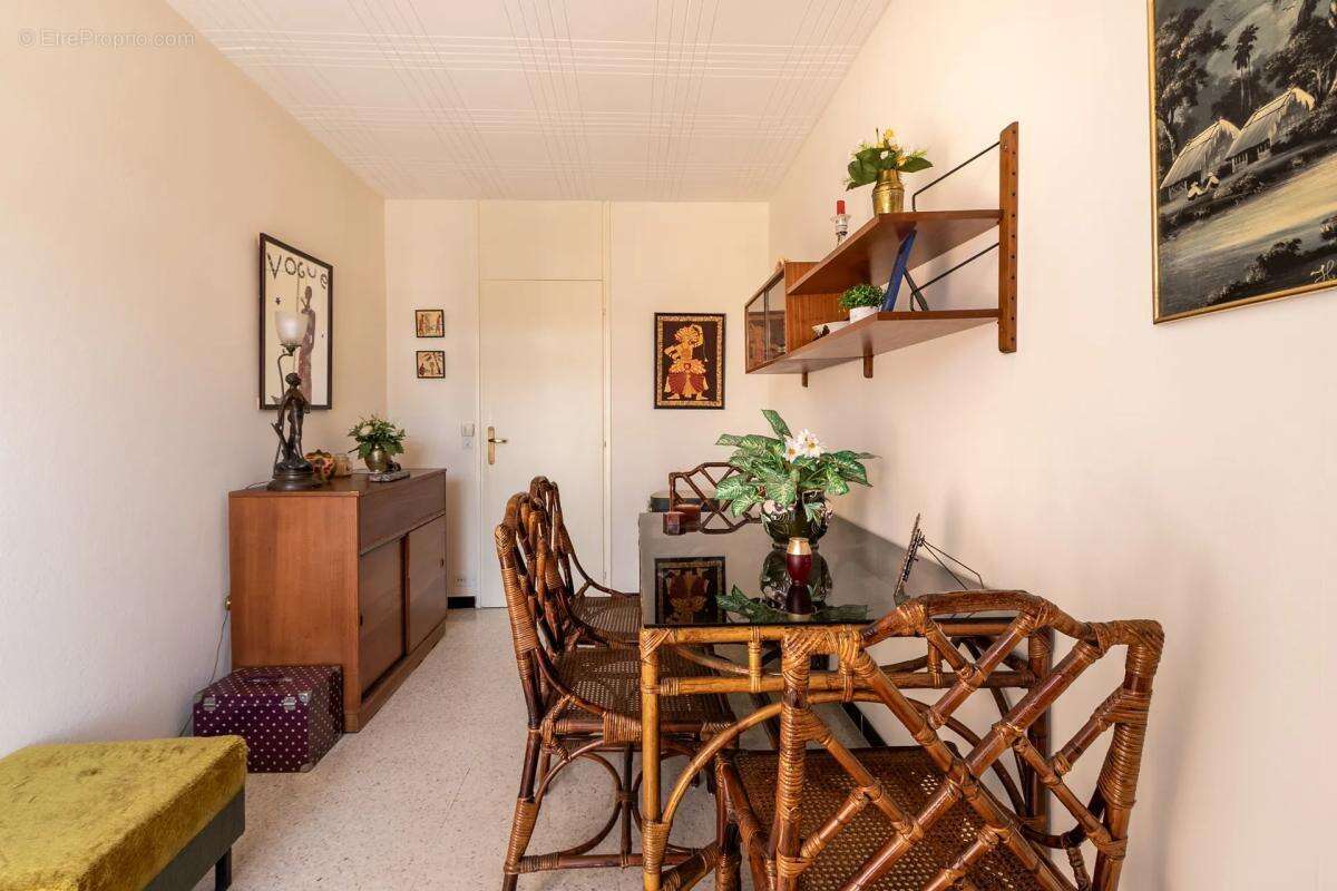 Appartement à LA VALETTE-DU-VAR