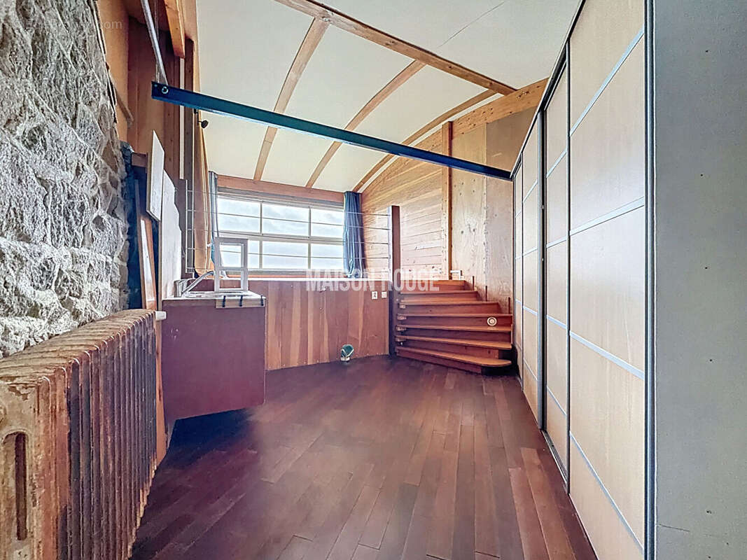 Maison atypique - Vie de plain-pied avec vue dégagée - Maison avec atelier  habitable - Langueux - photo 6