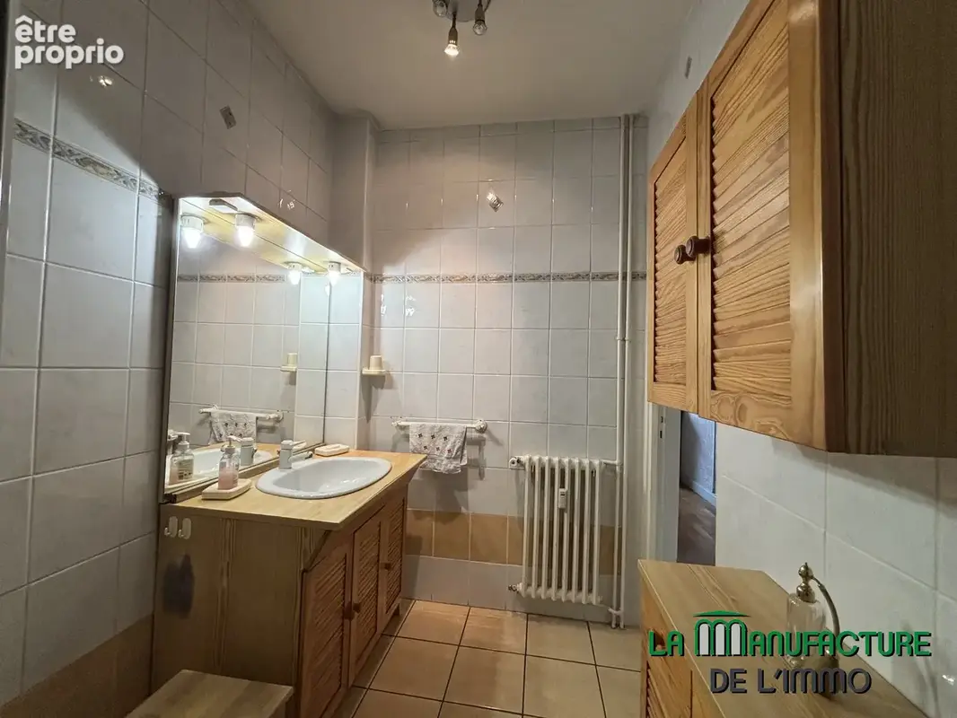 Saint etienne cours gustave nadaud - proche chavanelle - apartement t4 91,03m2 avec 2 grands balcons et cave - photo 23
