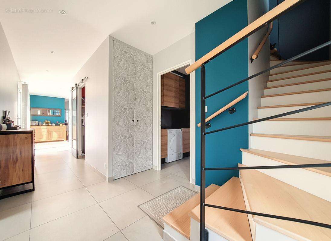 Maison à MIONS