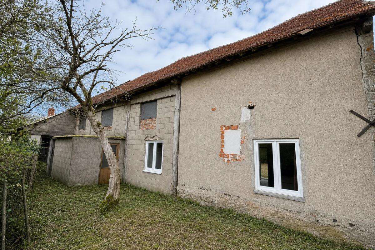Maison à LAVAU