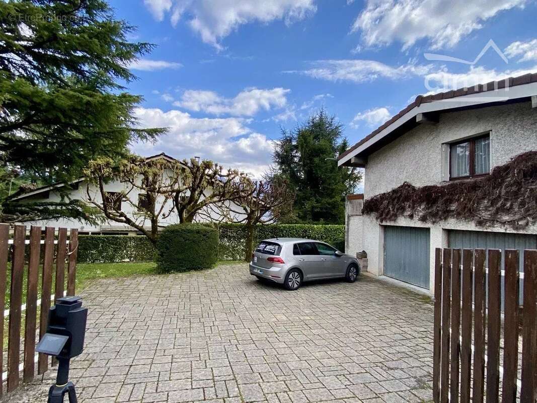 Maison à SAINT-ISMIER