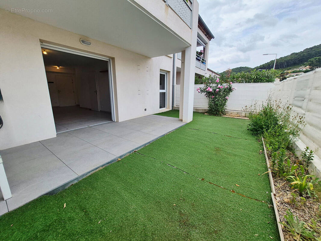 Appartement à SAINT-ZACHARIE