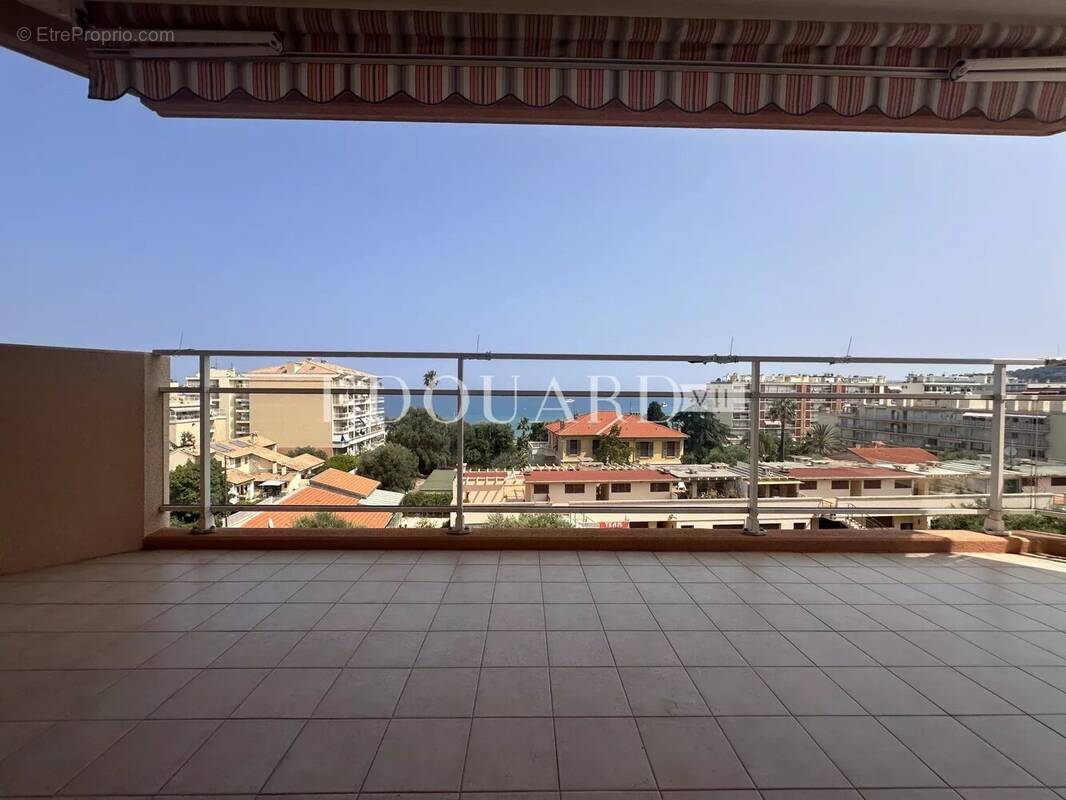 Appartement à ROQUEBRUNE-CAP-MARTIN