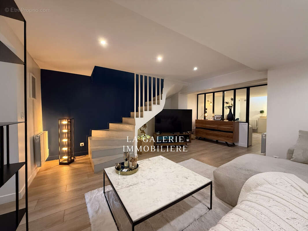 Appartement à PUTEAUX