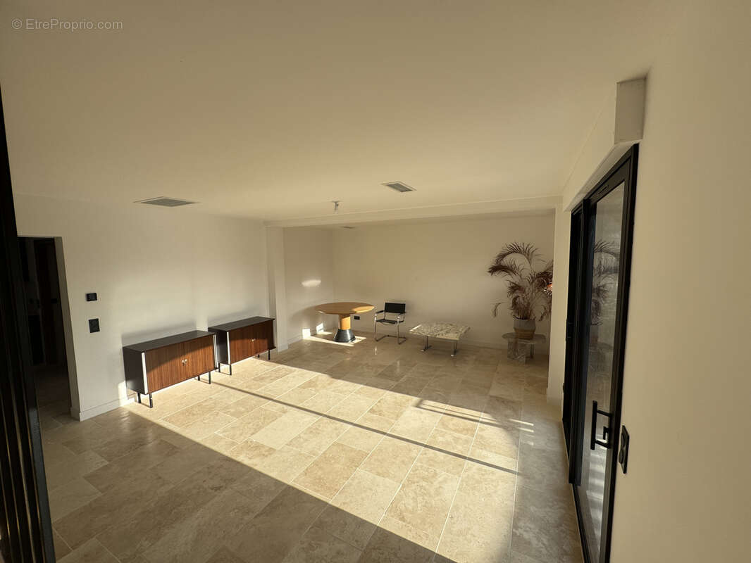 Appartement à CASTELNAU-LE-LEZ