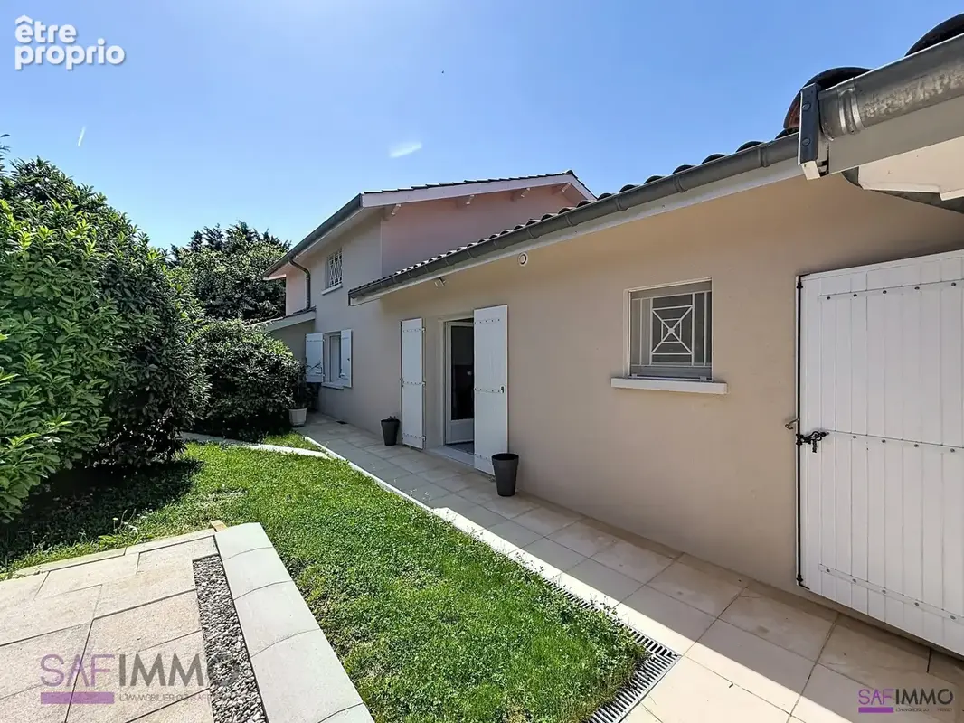 Maison 7 pièces 190 m² à vendre à Chaponost (69630) - photo 3