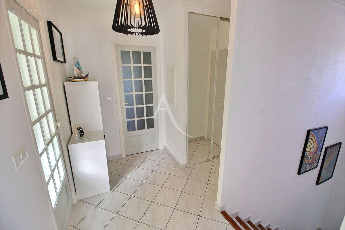 Maison à THEZA