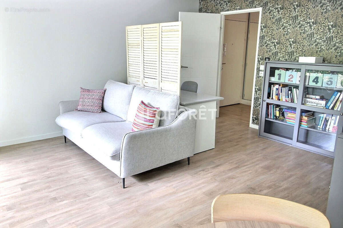 Appartement à GENNEVILLIERS