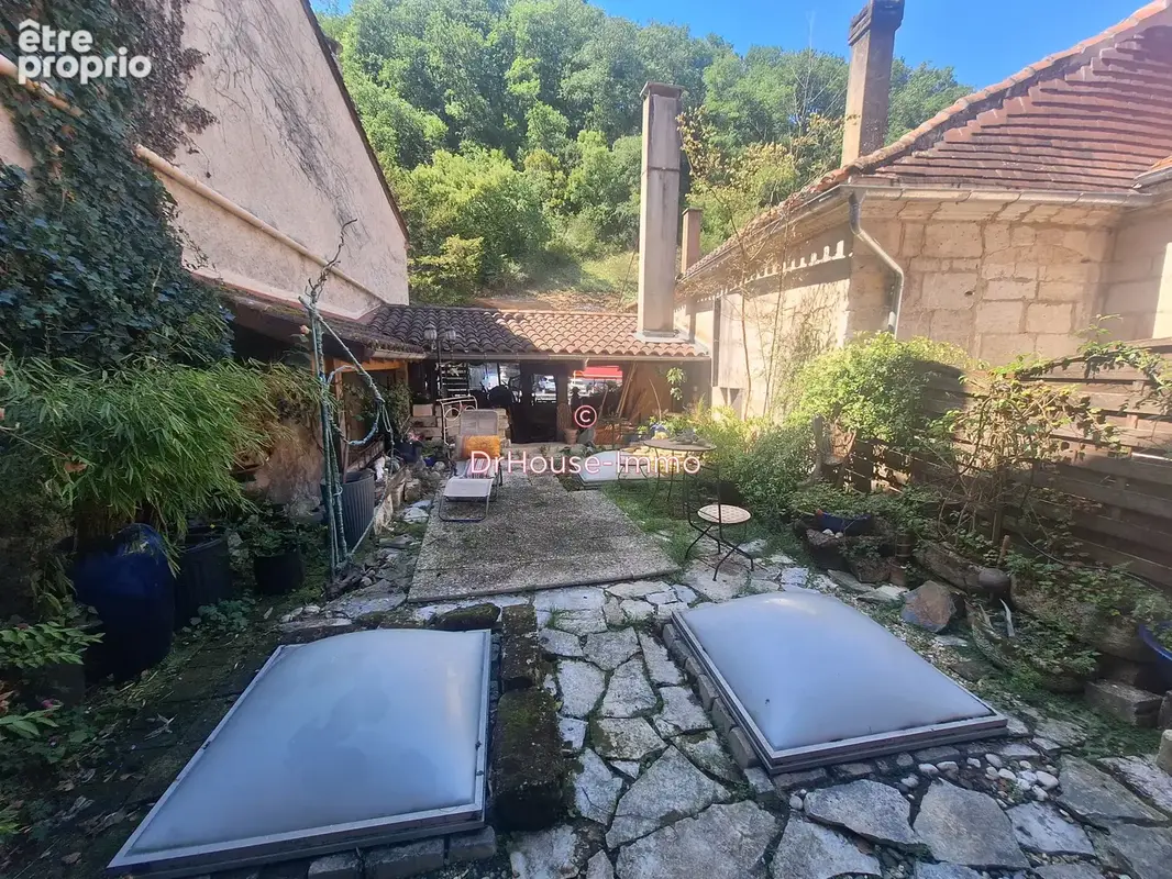 Appartement 320 m² à Brantome  - photo 7