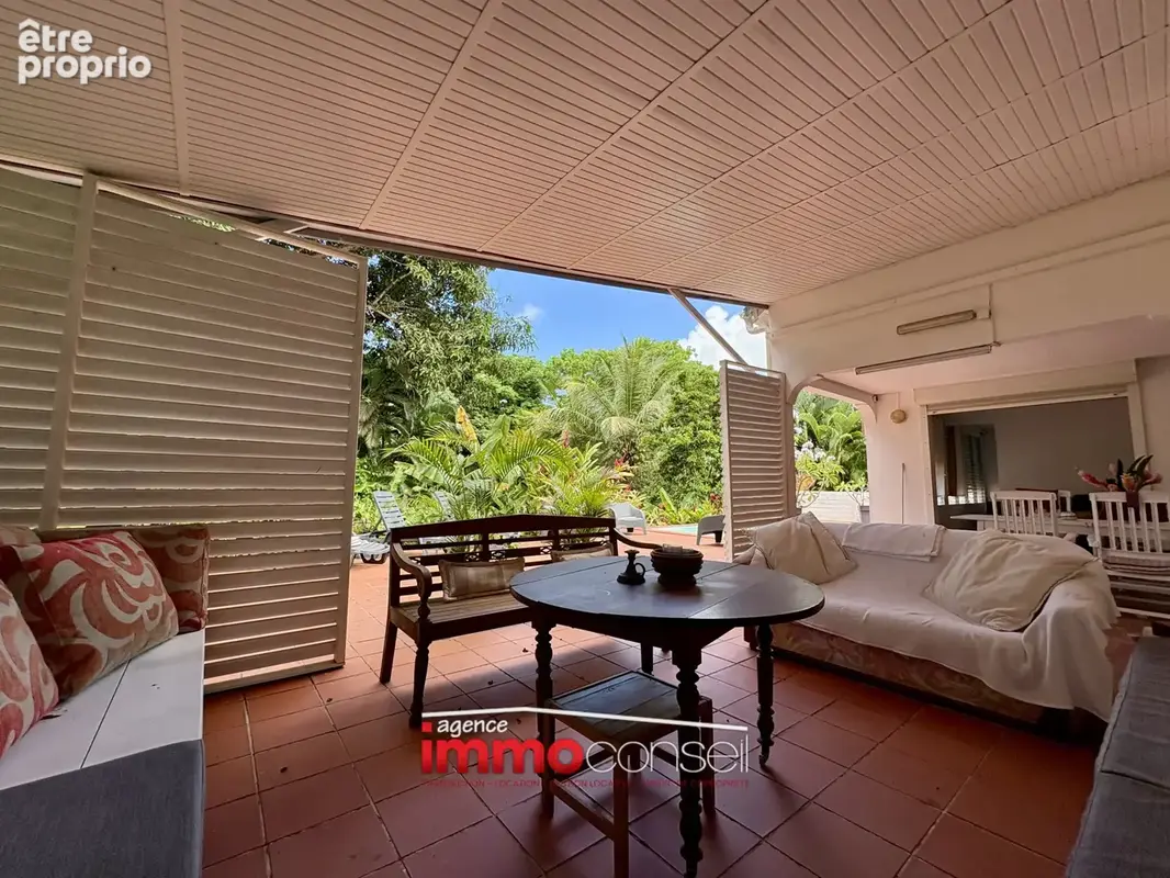 Villa t5 + piscine hauteurs lezarde terrain 925m2 - photo 5